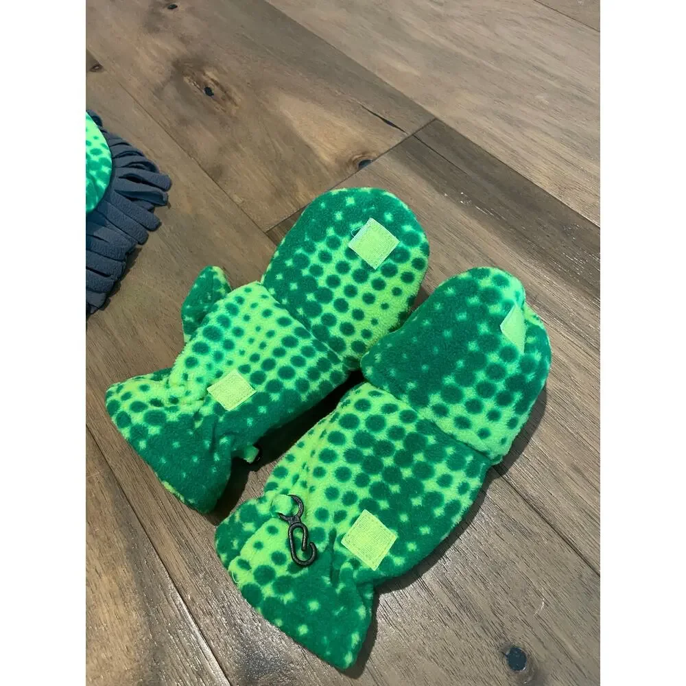 Kids Green Fleece Winter Hat & Convertible Mittens Set – Size S